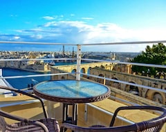 Hotelli Castille Suites (La Valletta, Malta)