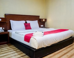 Hotel RedDoorz Plus near DC Mall Batam (Lubuk Baja, Indonezija)