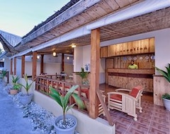 Khách sạn White Shell Beach Inn (Maafushi, Maldives)