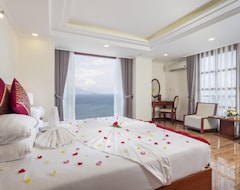 Hotel Apus (Nha Trang, Vietnam)