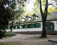 Nhà trọ Feherkolapa Turistahaz Panzio (Bükkszentkereszt, Hungary)