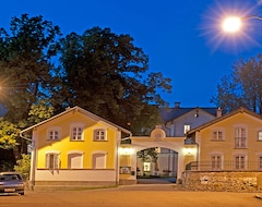 Khách sạn Schlosshotel Zamek Zdikov (Zdíkov, Cộng hòa Séc)
