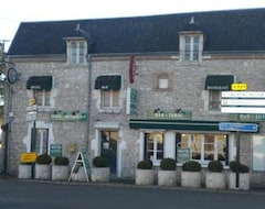 Hotel Auberge du Cygne de la Croix Blanche (Lailly-en-Val, France)
