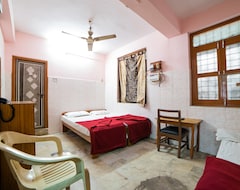 Khách sạn Spot On 45433 Sree Radha Lodge Spot (Hyderabad, Ấn Độ)