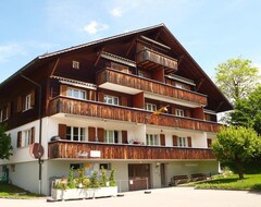 Hotelli Chalet Monique (Schönried, Sveitsi)