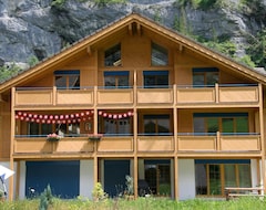 Otel Chalet Staubbachblick (Lauterbrunnen, İsviçre)