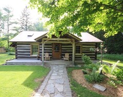 Cijela kuća/apartman Cozy Log Cabin - Walk To Lake Huron (Goderich, Kanada)