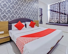 Oyo 76357 Hotel Shiv Inn (Vadodara, Indien)