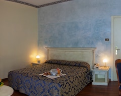 Khách sạn Hotel City (Montesilvano, Ý)