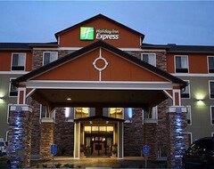 Hotel Holiday Inn Express & Suites Newport (Newport, USA)