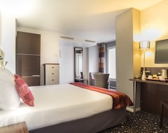 Khách sạn Hotel Le 55 Montparnasse (Paris, Pháp)