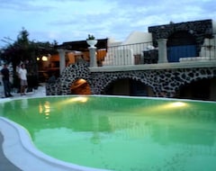 Hotelli Villa Vallianna (Fira, Kreikka)
