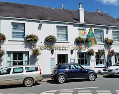 Khách sạn The Cromwell Arms Inn (Bovey Tracey, Vương quốc Anh)
