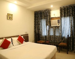 Hotel Surya (Gwalior, India)