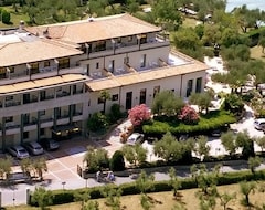 Khách sạn Ideal (Sirmione, Ý)