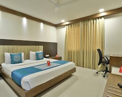 Khách sạn FabHotel Prime Metro Inn (Ahmedabad, Ấn Độ)