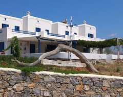 Otel Harama (Schinoussa - Chora, Yunanistan)
