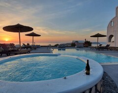 Hotel Symmetry Suites (Kamari, Grčka)