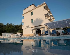 San Georgio Hotel (Agios Georgios Pagi, Greece)