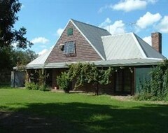 Khách sạn The Hunter Habit Cottages (Pokolbin, Úc)