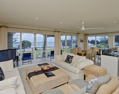Căn hộ có phục vụ Pavilion Beachfront Apartments (Mount Maunganui, New Zealand)