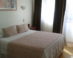 Hotel Real (Linares, Chile)