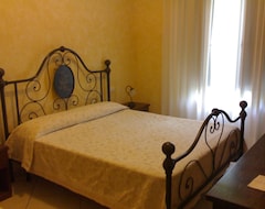 Bed & Breakfast I Tre Rioni (Castiglione d'Orcia, Ý)