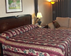 Hotel Deerwood Inn & Madison Campground (Madison, USA)