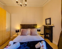 Koko talo/asunto Ground Floor 3 Bed Near Old Town - Three Bedroom Apartment, Sleeps 5 (Edinburgh, Iso-Britannia)