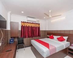 Khách sạn Capital O Hotel Srinivasa Residency (Tirupati, Ấn Độ)