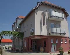 Otel Weingasthaus Wisser (Billigheim-Ingenheim, Almanya)