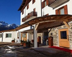Hotel Ciasa Alpina (Moena, Italy)