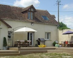 Entire House / Apartment Family And Child Friendly Gite (Gesnes-le-Gandelin, France)