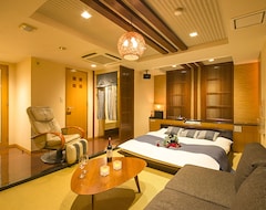 Khách sạn Qt Hotel - Adults Only (Sakai, Nhật Bản)