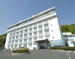 Kamenoi Hotel Setouchi Hikari (Shunan, Japan)