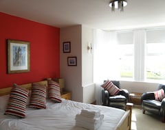 Hotelli Dylan's Guest House (Bude, Iso-Britannia)