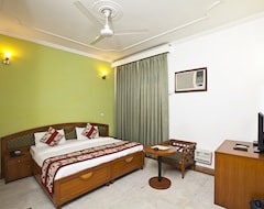 Hotelli OYO 327 Hotel City Centre Inn (Delhi, Intia)