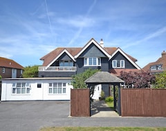 Hotelli Vincent Lodge (Selsey, Iso-Britannia)
