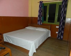 Khách sạn Superfriendly Stay In Sanjauli Shimla (Shimla, Ấn Độ)