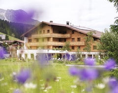 Hotel Aurora (Lech am Arlberg, Austria)