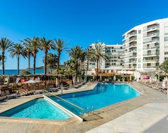 Hotelli Hotel Vibra Algarb (Playa d'en Bossa, Espanja)