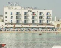 Khách sạn Gran Paradise (Porto Cesareo, Ý)