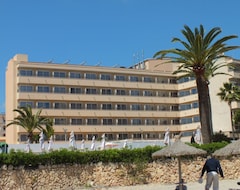 Hotel Levante (Cala Bona, Spain)