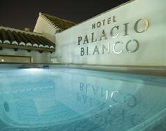 Khách sạn Hotel Palacio Blanco (Vélez-Málaga, Tây Ban Nha)