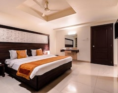 Otel Veer Residency (Panvel, Hindistan)
