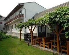 Khách sạn Apetlon'er 'Ihr Heuriger' (Apetlon, Áo)
