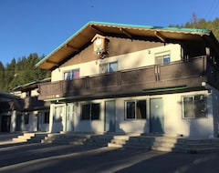 Motel Celadon Lodge (Radium Hot Springs, Canada)