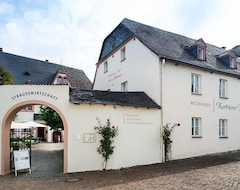 Khách sạn Weinhaus Kurtrierer Hof (Leiwen, Đức)