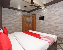Hotel Oyo 37240 Swami Haridas Dham (Vrindavan, India)
