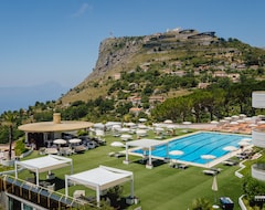 Grand Hotel Pianeta Maratea Resort (Maratea, İtalya)